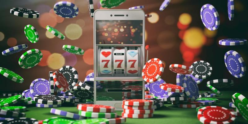 How Online Casinos Are Attracting Players in the Digital Age